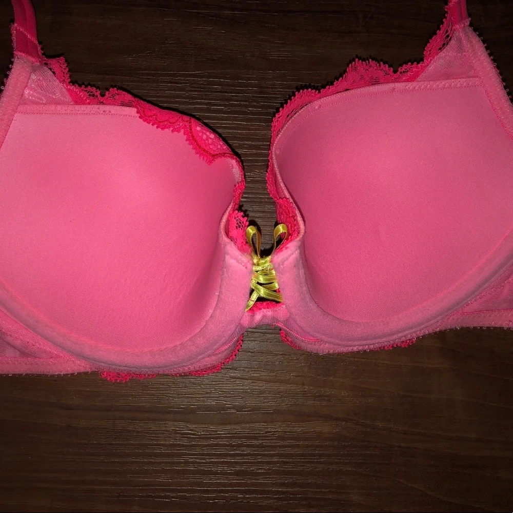 NWOT - Victoria’s Secret Balconette Bra - 32B - Picture 5 of 7